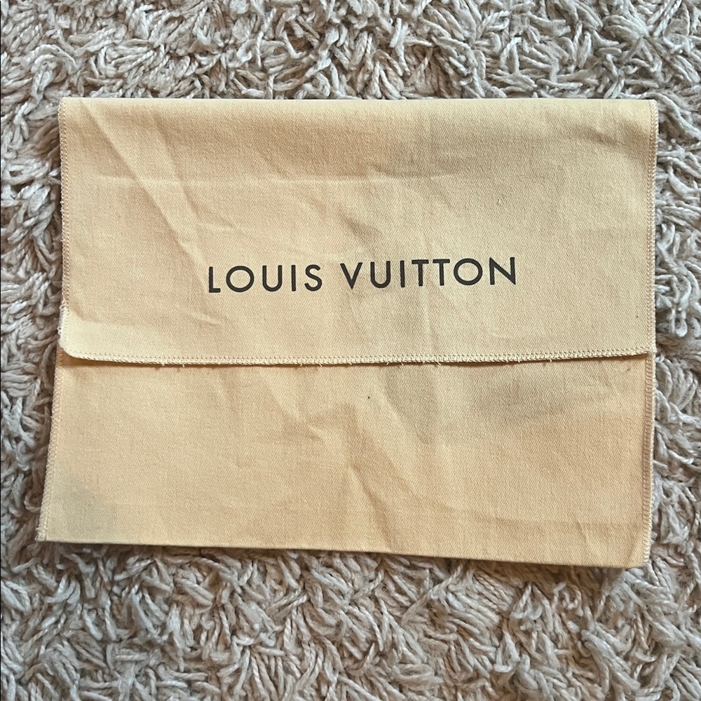 Louis Vuitton Beige Storage Pouch Dust Bag